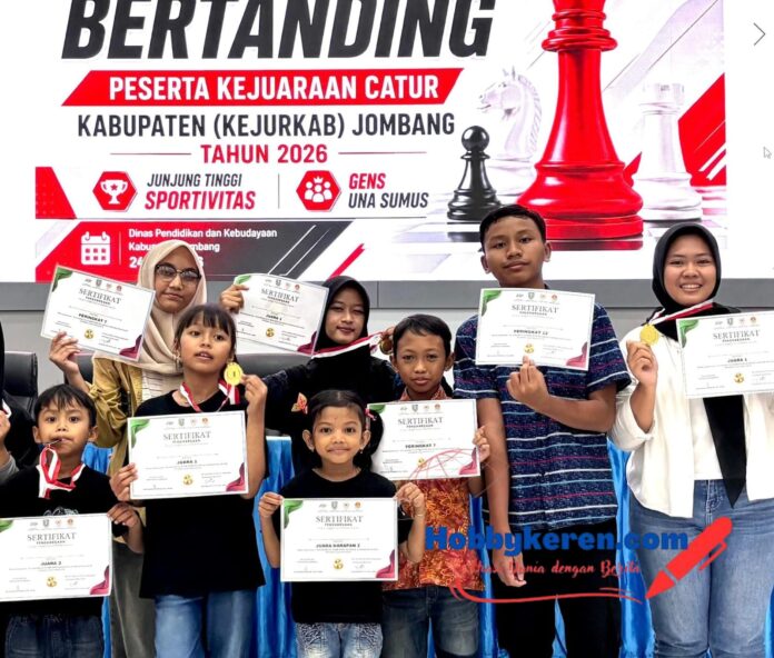 Harapan Baru Catur Jombang: Kiprah Klub PION MAS Kesamben dan Pelatih Muda Inspiratif