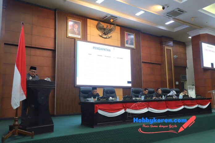 Bupati Jombang Sampaikan Nota Penjelasan Raperda Pertanggungjawaban Pelaksanaan APBD 2025 dan Capaian WTP